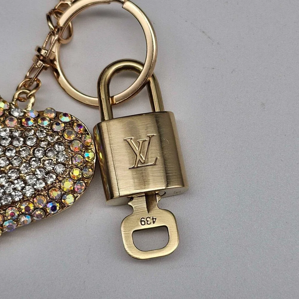 Louis Vuitton Authentic Gold Lock 🔒 Unbranded Heart Keychain Charm for Bags